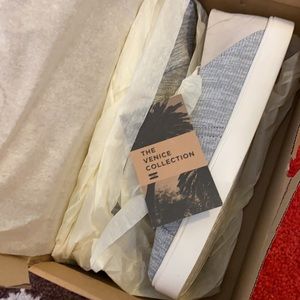 NWT Toms Venice Collection Classic Cupsole 9.5